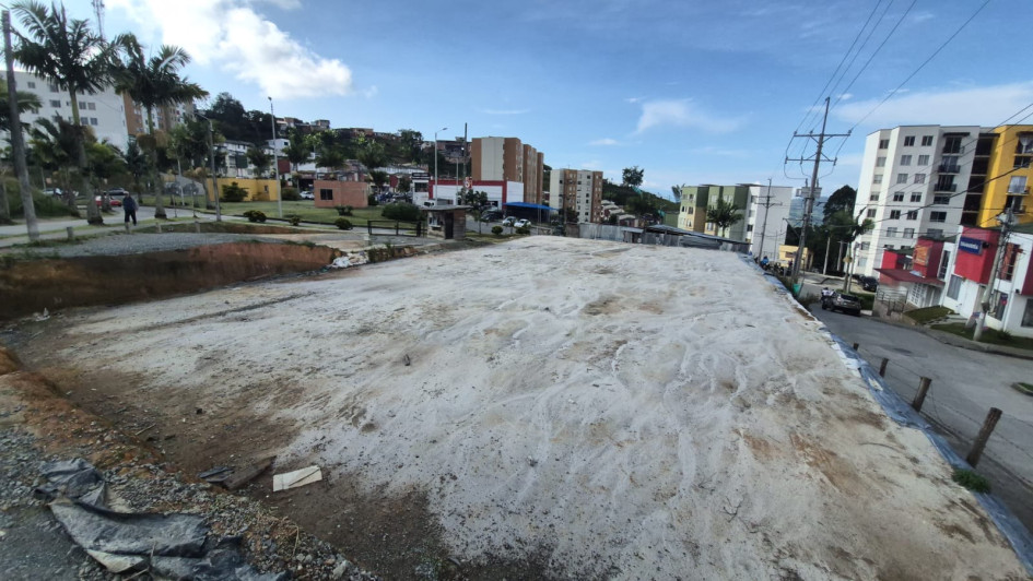 CANCHA SINTÉTICA E PUERTA DEL SOL - MANIZALES