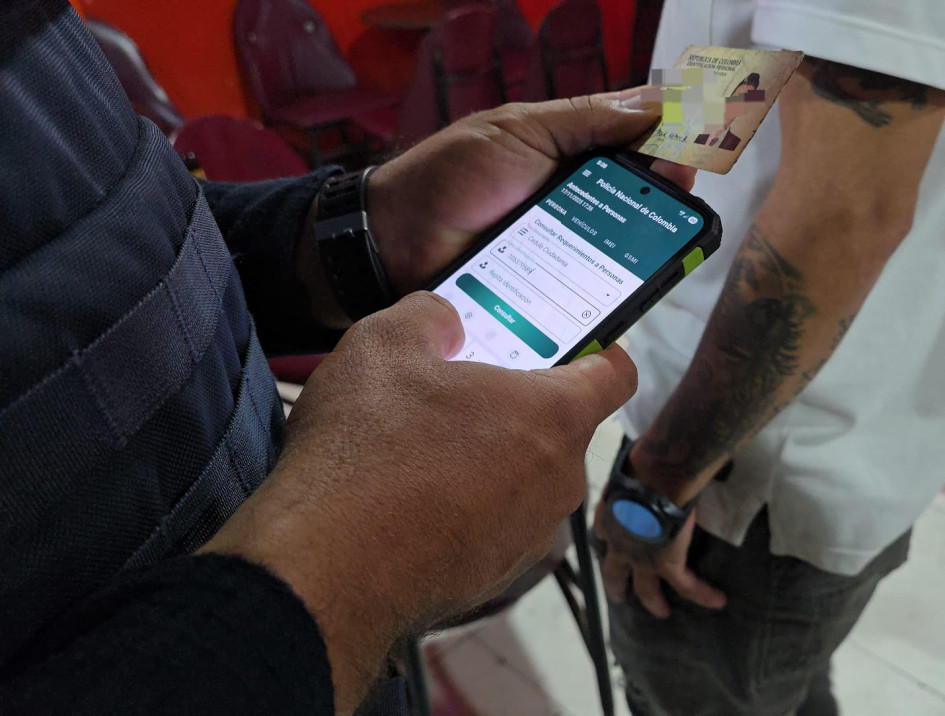 Solicitud de antecedentes durante el puente festivo.