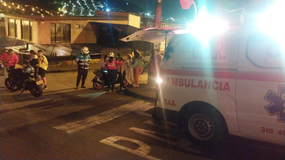 Los dos involucrados resultaron lesionados y los trasladaron a hospitales.