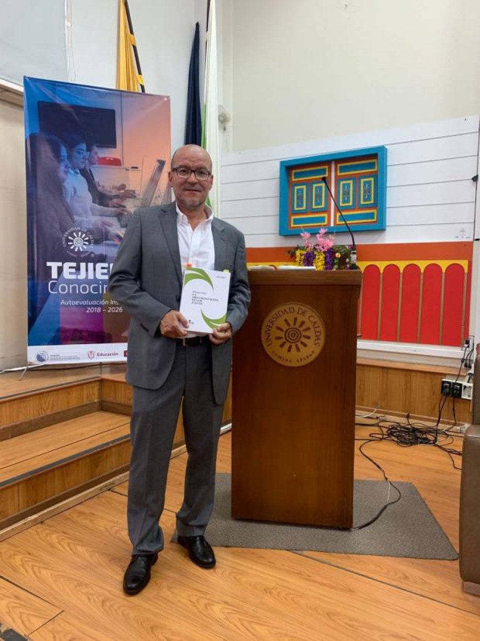 Fotos I Cortesía para LA PATRIA  Carlos Alberto Agudelo Agudelo, autor del libro Diálogos sobre la argumentación de los jueces.