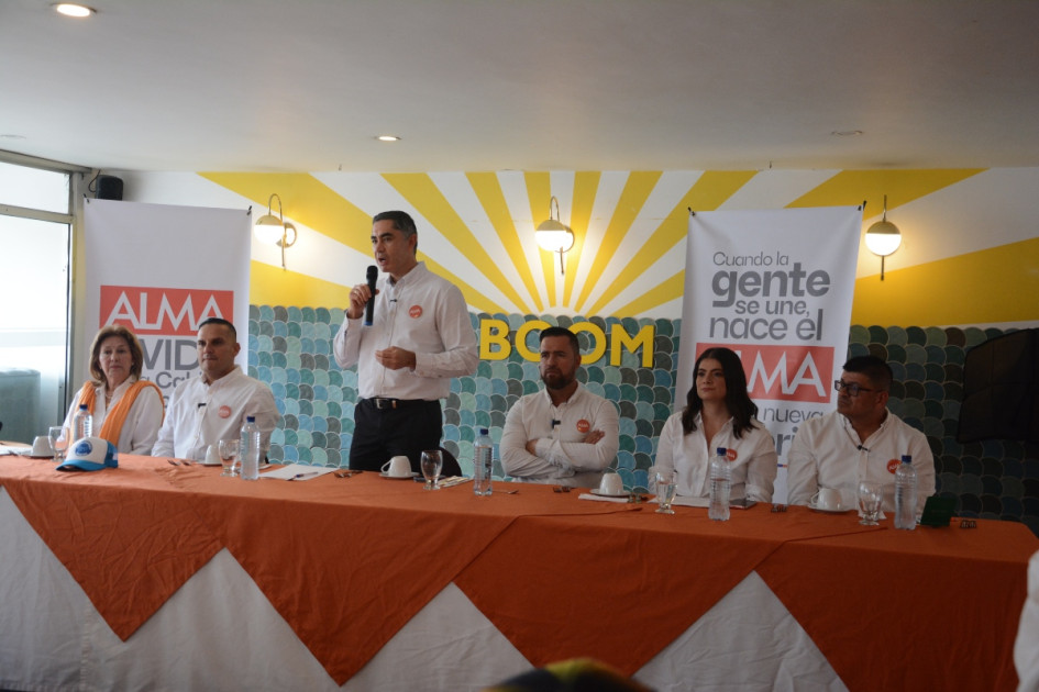 Estos son los seis candidatos caldenses al Congreso por la coalición ALMA. Un senador y dos representantes, la meta de la agrupación para el departamento.