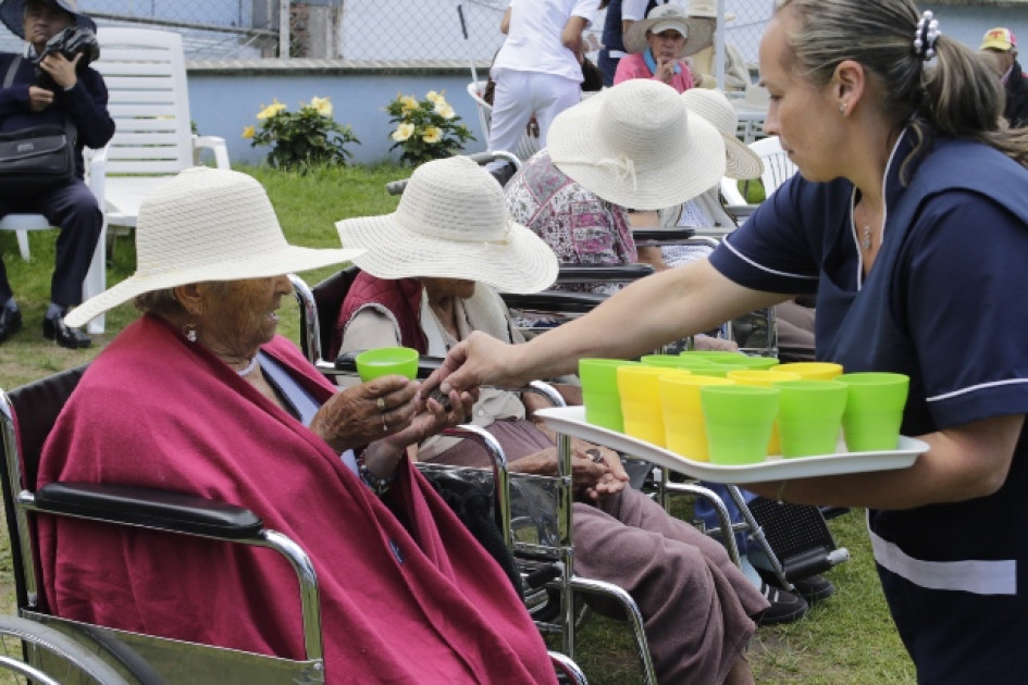 El país gasta 1.877 dólares per cápita en salud, muy por debajo de la media de 5.967 dólares.