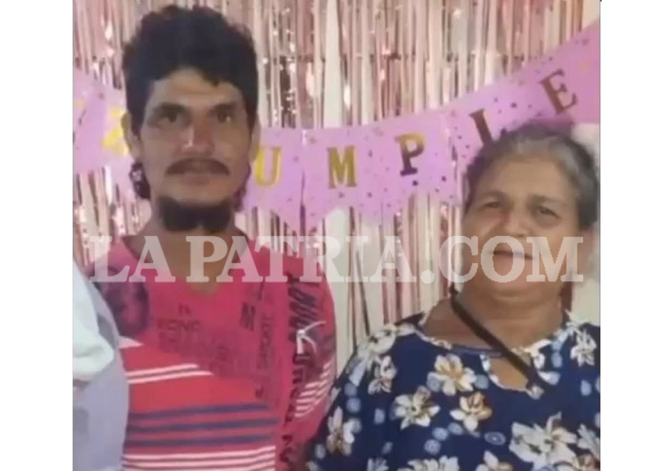 Duberney Moreno Gonzáles y su madre, Luz Dary González Ayala, murieron tras un ataque de bala dentro de su vivienda.