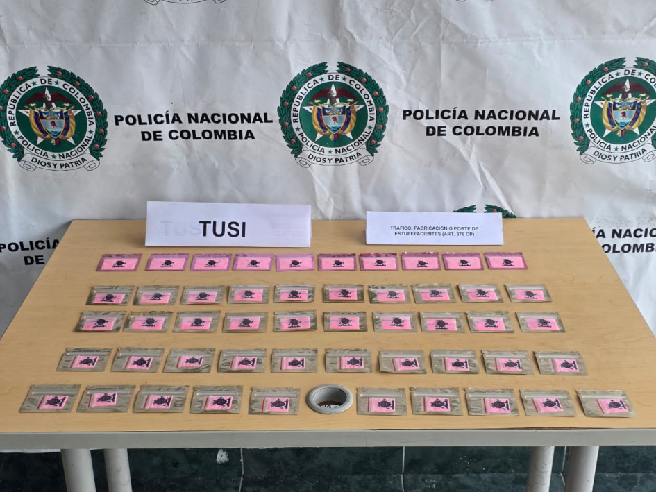 La droga iba oculta en una encomienda que transportaba un bus de servicio público.