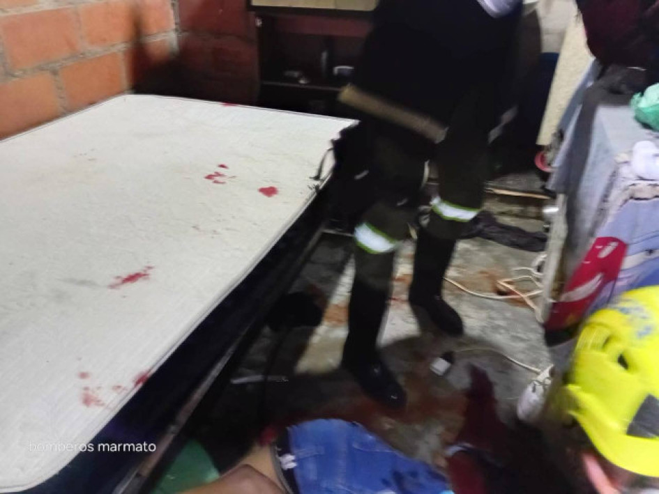 Bomberos atendió inicialmente el caso.