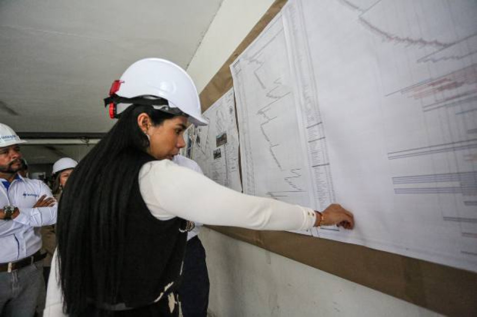 Fotos I Luis Fernandro Trejos I LA PATRIA  La visita de la ministra de las TIC, Carina Murcia, incluyó en Manizales revista a las obras del edificio de la Facultad de Inteligencia Artificial e Ingenierias en la Universidad de Caldas.