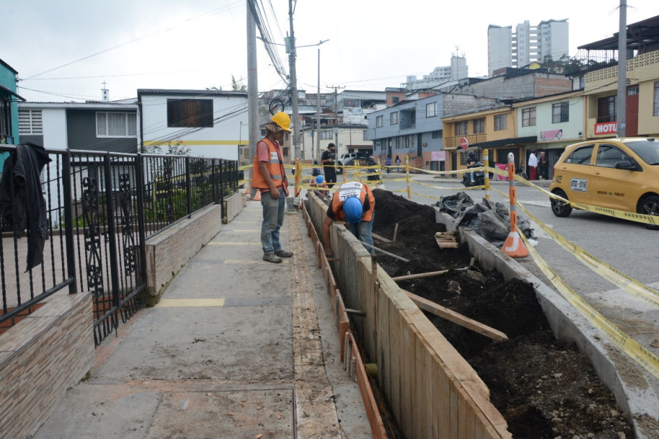 El nuevo bulevar comercial se tomará más tiempo en Manizales. Estas son las cuatro razones de las demoras de la obra, el aumento del costo y el nuevo plazo.