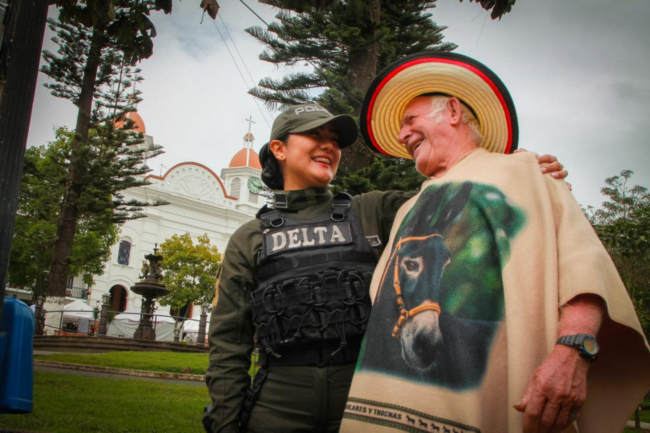 La Policía Caldas está de cumpleaños este miércoles.