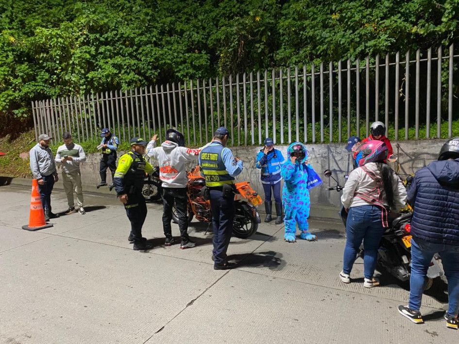 En Manizales se impusieron 110 comparendos y se evitó la realización de caravanas.