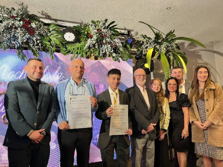 Fotos I Cortesía I Sedcaldas I LA PATRIA  La Gobernación de Caldas resaltó en la Noche de la Excelencia Educativa a los mejores docentes, rectores, coordinadores y estudiantes en Pruebas Saber. Lea la lista completa.