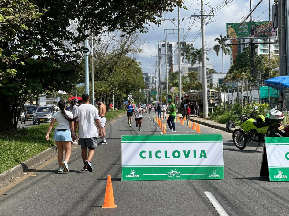 El programa Ciclovida en Armenia superó los 127 mil usuarios en el 2025 con 43 jornadas dominicales.