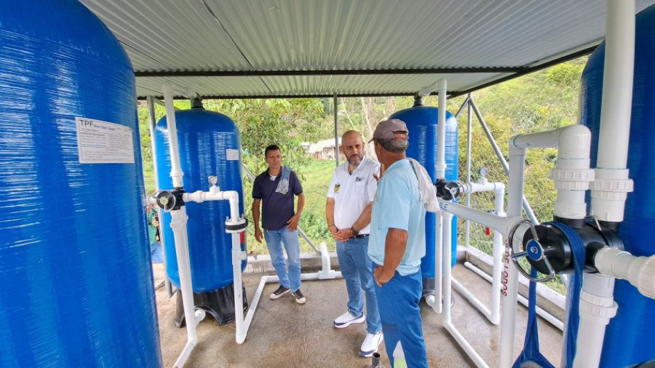 El alcalde de Supía, Héctor Mauricio Torres, entregó a la comunidad nueva planta clarificadora para tener agua potable y de calidad.