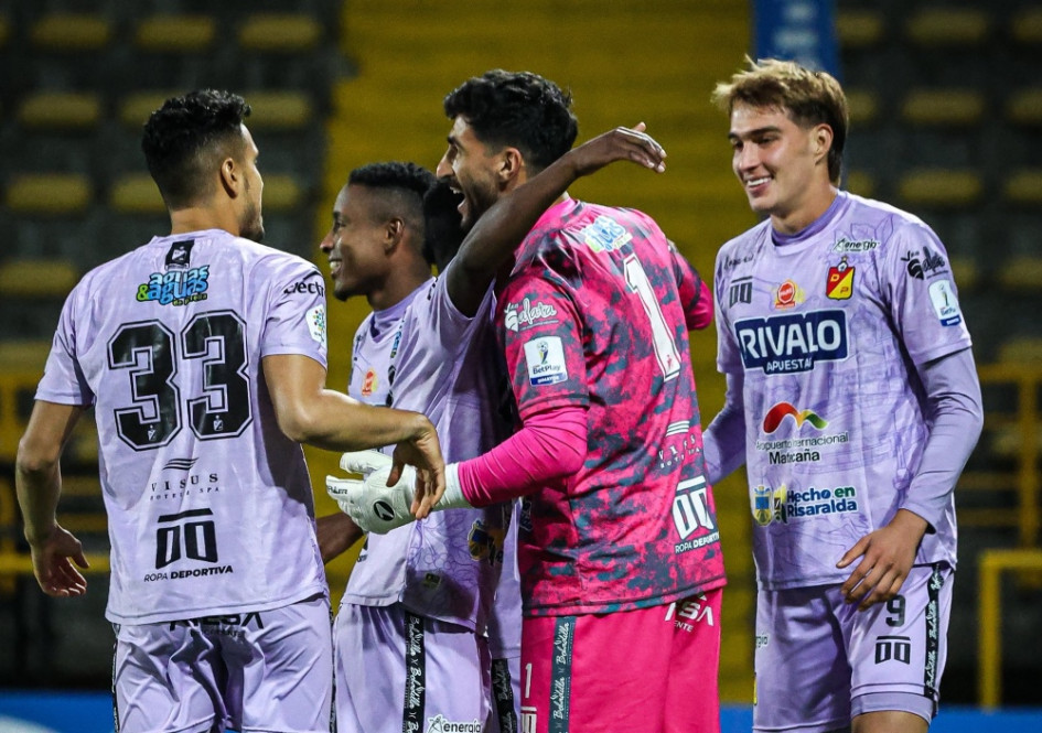 La Ley 1116 de 2006 es una herramienta clave para clubes en crisis, permitiendo su reorganización y la posibilidad de continuar en el fútbol profesional. El Deportivo Pereira se acogió a ella y si cumple con los requisitos legales y financieros, podrá participar en las competencias de la Dimayor en el 2026.