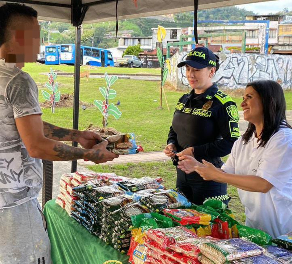 Plan Desarme entre una alcaldía y la Policia.