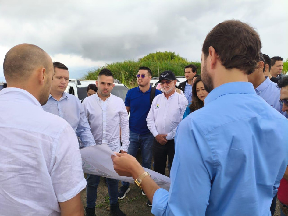 "Contrato de Aerocafé es un regalo anticipado de Navidad, ahora vamos por la fase dos": gobernador de Caldas