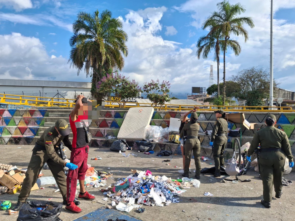 Fotos | Policía| LA PATRIA  173 solicitudes de antecedentes a vehículos y motocicletas. 16 planes preventivos ejecutados.