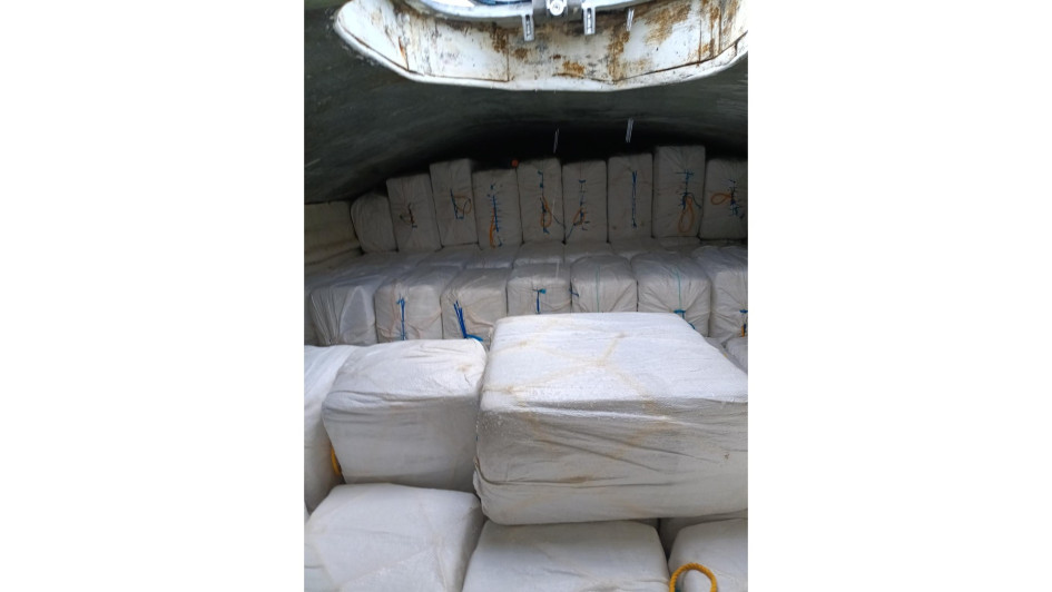 La droga fue incautada cerca de las islas Azores, archipiélago portugués en el Atlántico. Provenía desde Colombia.