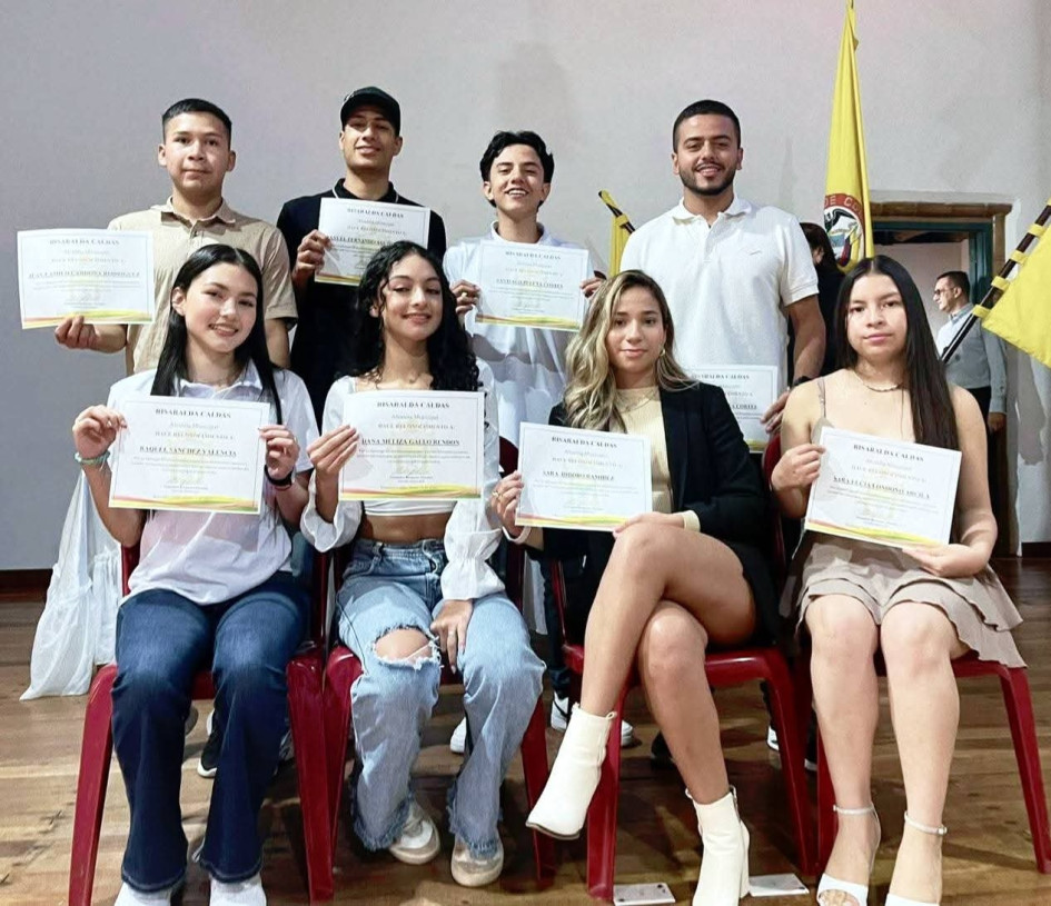 Nuevos consejeros de juventud asumieron sus curules en Risaralda, incluyendo representantes de comunidades indígenas y víctimas del conflicto.
