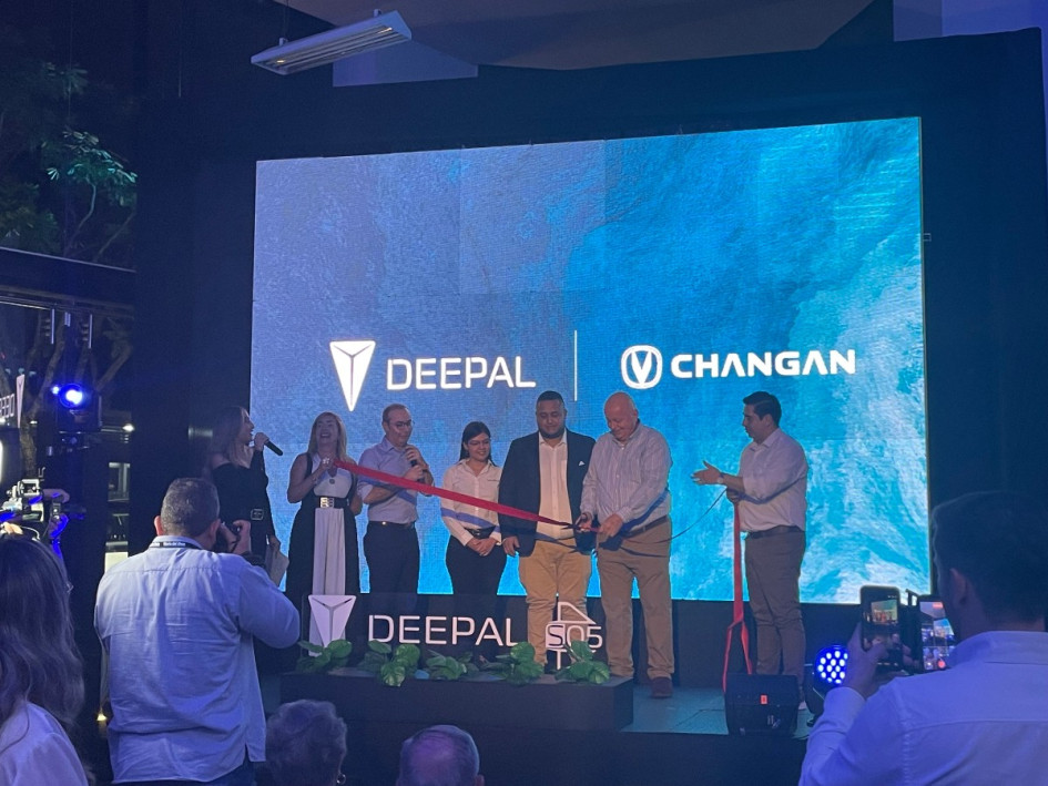 Los autos Deepal destacan por tener lo mejor de dos mundos: movilidad inteligente y alto rendimiento.