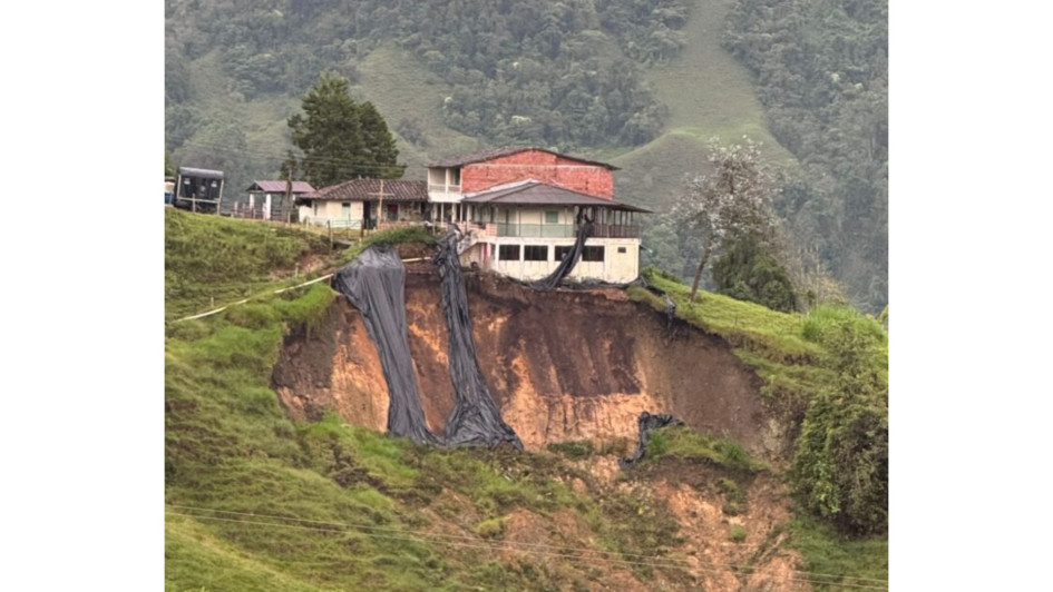 Caldas registra más de 6 mil 400 milímetros de lluvias en enero de este 2026 y ya suma 9 deslizamientos, según Gestión del Riesgo. 