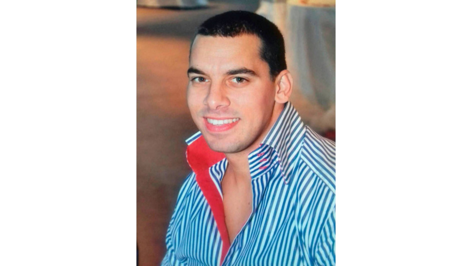 El exfutbolista, de 43 años, se encontraba en arresto domiciliario, cumpliendo una condena por contrabando de cocaína de Sudamérica a Europa.