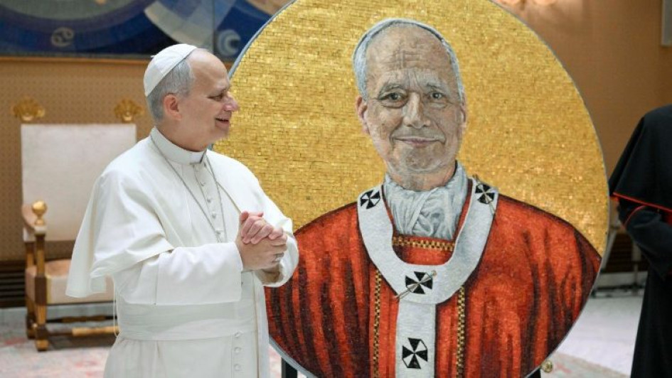 El mosaico del 267.º papa, León XIV, ya está listo para ser instalado en la basílica de San Pablo Extramuros, en Roma, junto a todos sus antecesores.