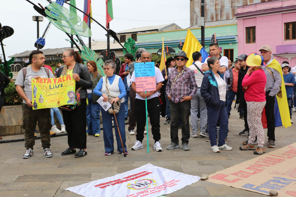 Protestas en respaldo a Petro y por la soberanía de Colombia