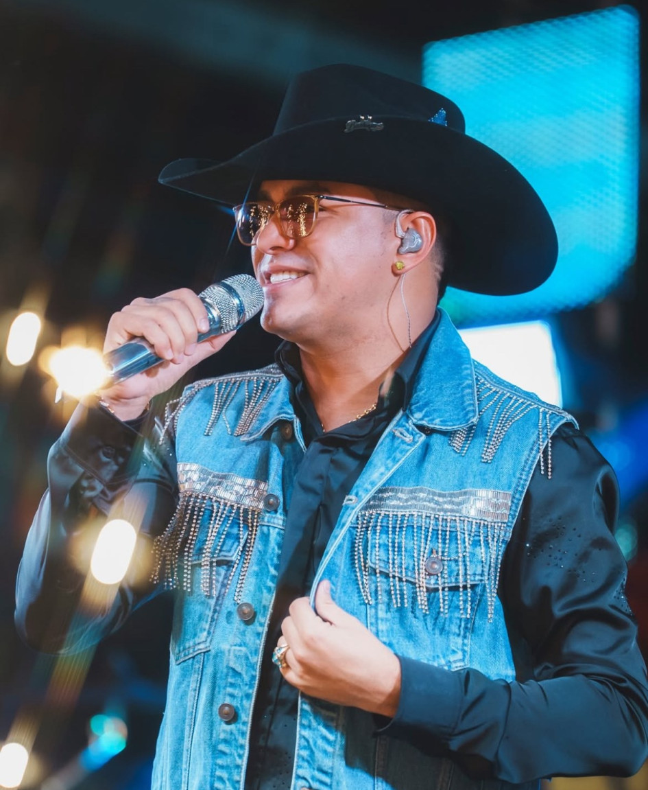 Una vez más Yeison Jiménez la saca del estadio, sold out con artistas invitados