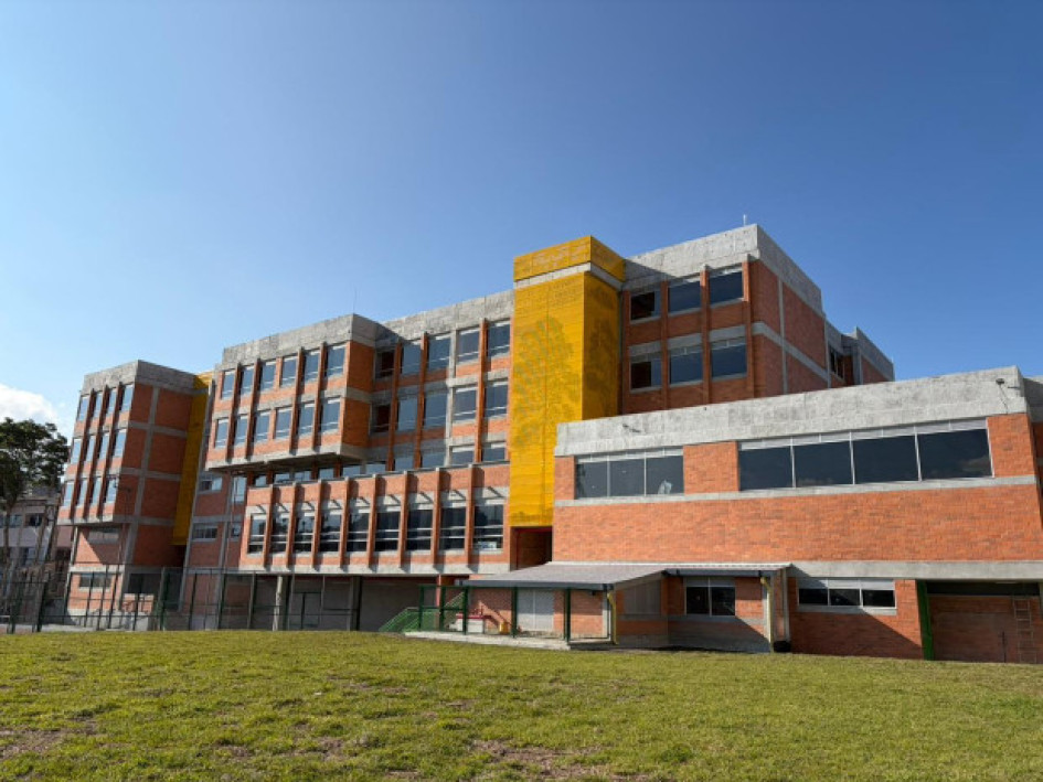 Fotos I Cortesía para LA PATRIA  El colegio Gerardo Arias Ramírez, de Villamaría, recibió la nueva edificación en la sede Jhon F. Kennedy.