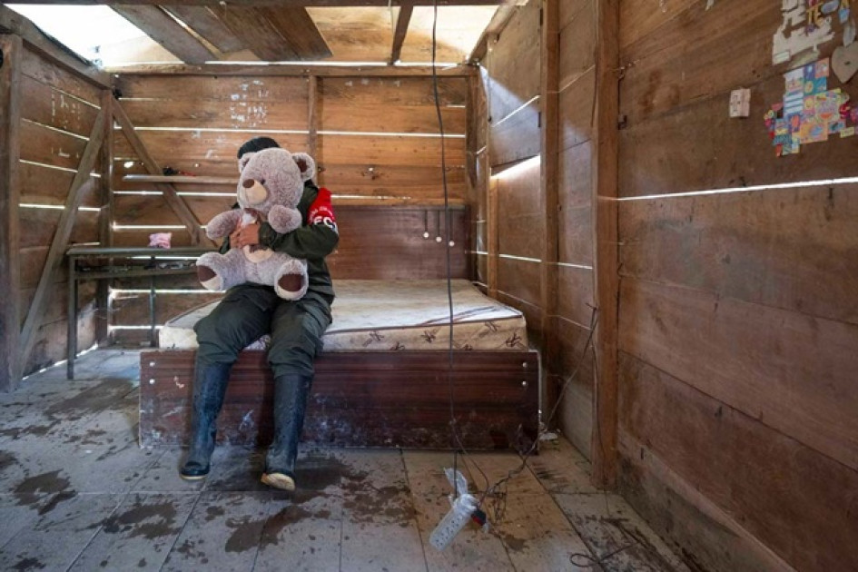 Crisis Group instó al Estado colombiano a reforzar los mecanismos de prevención temprana, aumentar la protección en las escuelas y a fortalecer las investigaciones judiciales contra las redes de reclutamiento, así como a ampliar los programas de atención a los menores desvinculados y sus familias.