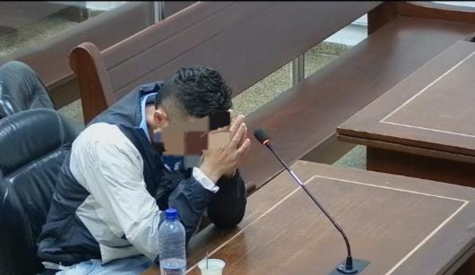 El procesado en audiencia de este viernes (27 de febrero) en la noche. Le dieron domiciliaria.