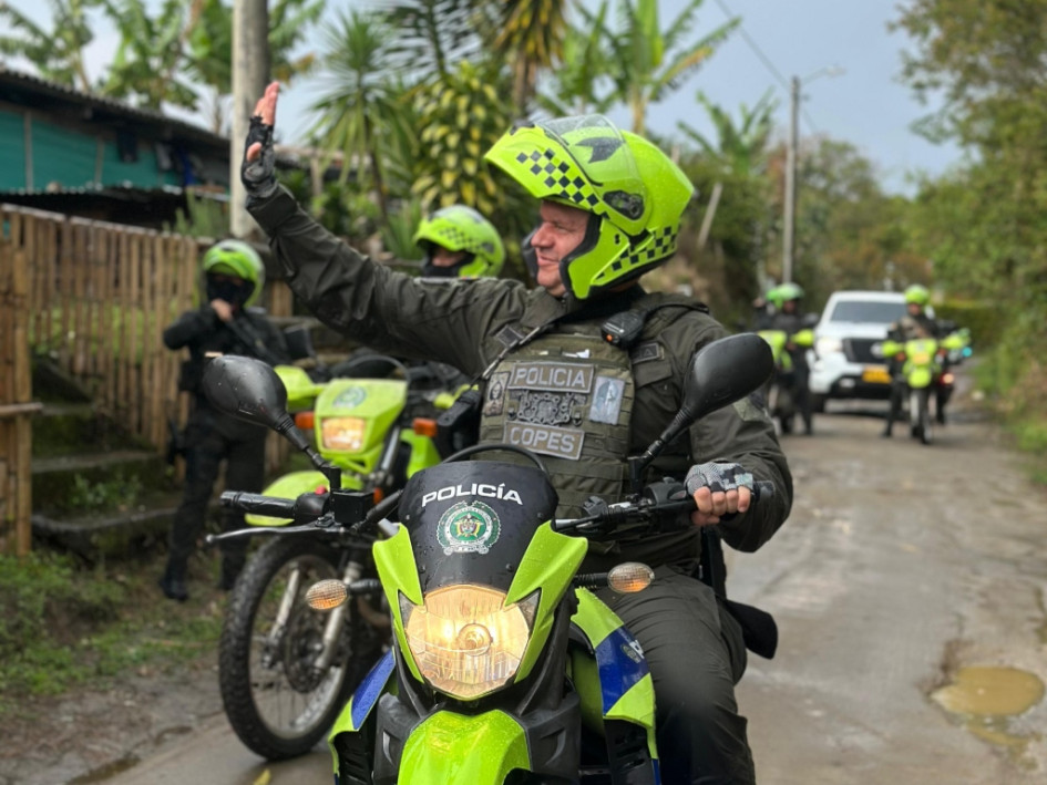 Patrullajes de la Policía en zonas rurales y turísticas de Calarcá, Circasia y Salento para fortalecer a seguridad y prevenir la extorsión. 
