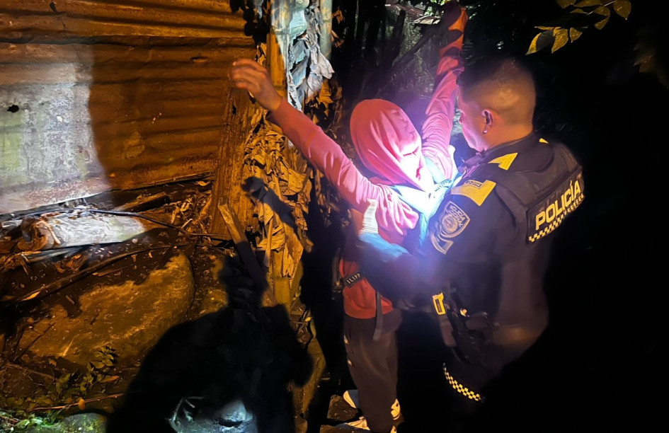 Fotos| Policia| LA PATRIA  En el Comando Situacional registraron a 220 personas. Se verificaron 340 antecedentes y se registraron 120 vehículos y motocicletas.