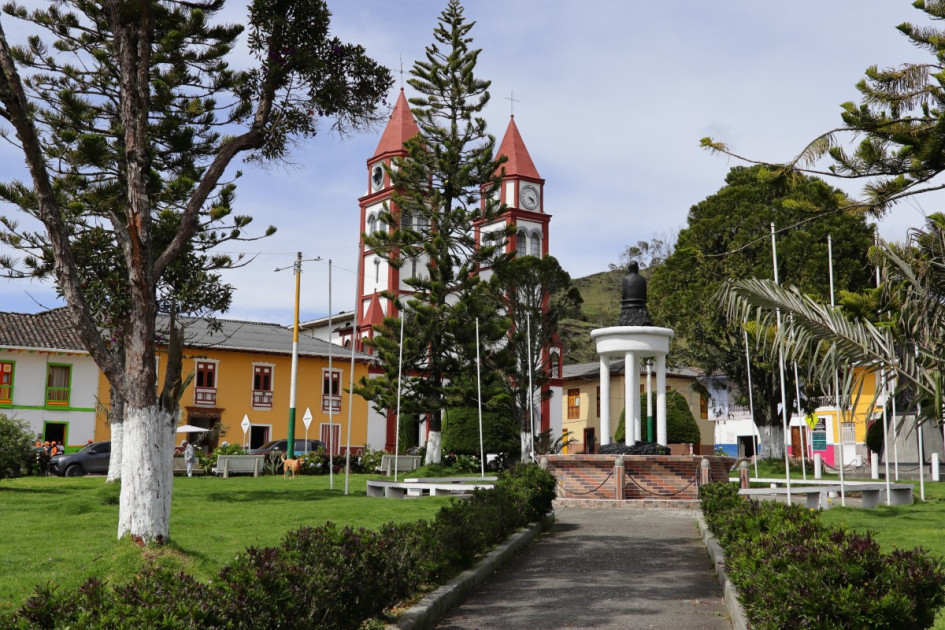 San Félix celebró sus 168 años como corregimiento de Salamina (Caldas). En el acto conmemorativo, la Alcaldía hizo anuncios y condecoraciones.