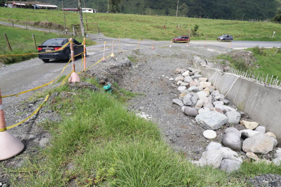 Así se ven varios de los tramos que quedaron pendientes en la vía a Gallinazo.