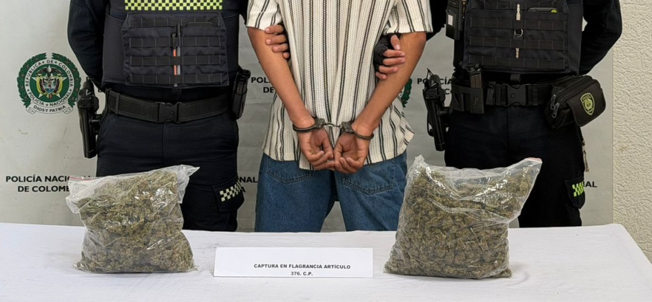 El capturado aseguró que tenía ropa, pero se trataba de marihuana.