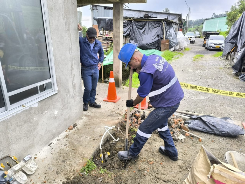 Obras en el espacio público dañaron 274 veces las redes de Efigás en Caldas, en el 2025. Este es el llamado de atención de la empresa. Busca reducir riesgos.