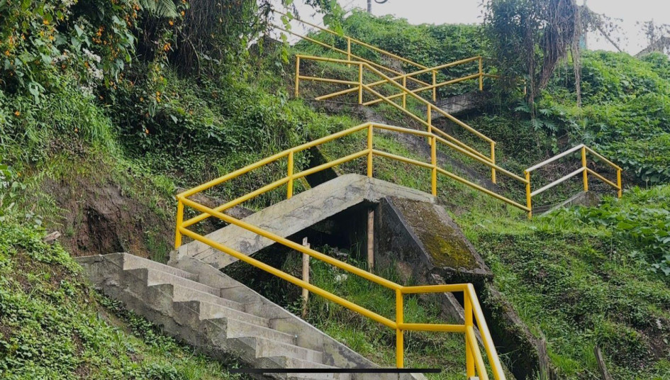 Con seis obras en vías y escaleras, en Manizales mejoraron la movilidad para peatones y vehículos en la zona industrial.