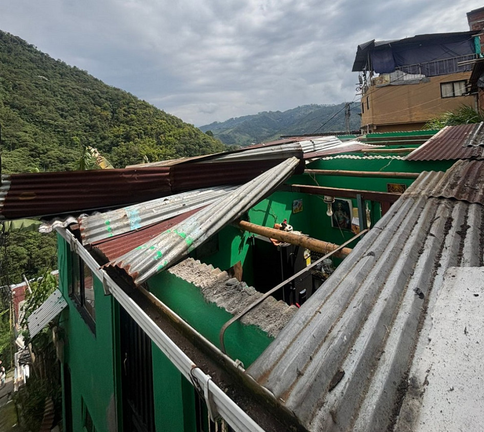 A los lesionados, entre ellos uno de consideración, los transportaron a hospitales de Manizales.