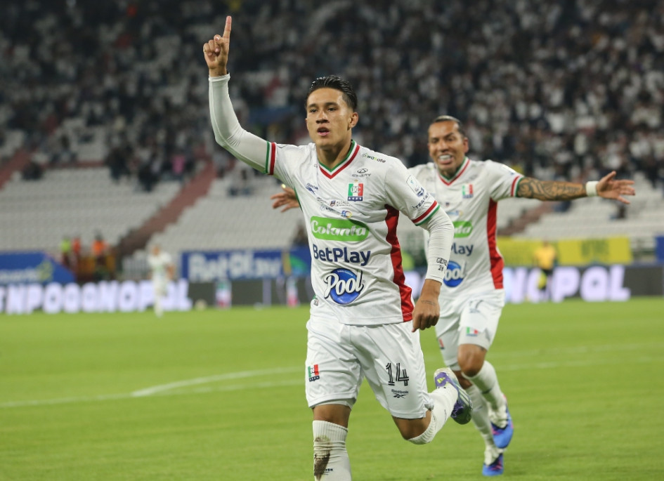 Jefry Zapata y Dayro Moreno comandan el ataque del Once Caldas ante Fortaleza. El Blanco juega con la urgencia de ganar para seguir en el lote de los ocho clasificados y para mejorar el entorno para el técnico Hernán Darío Herrera.