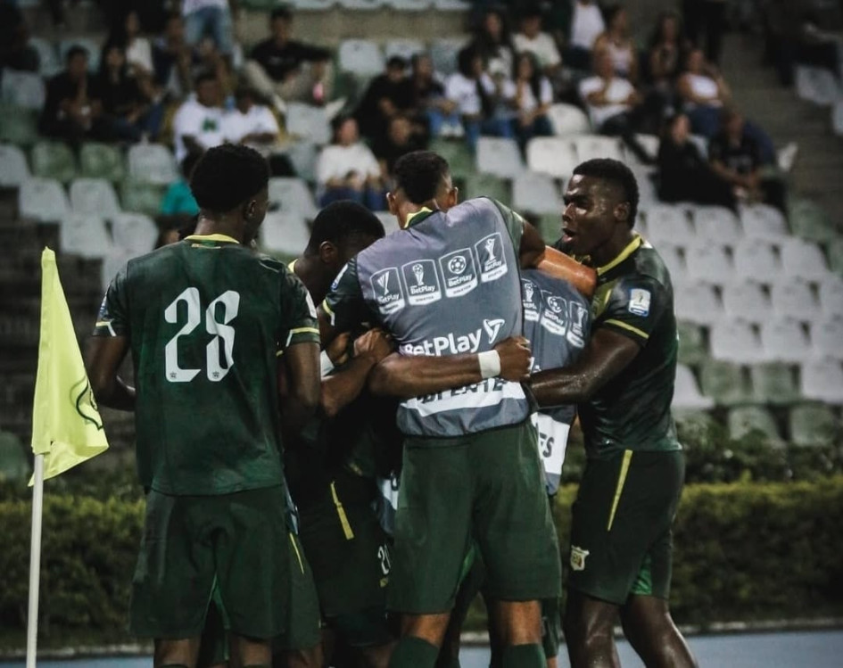 El conjunto cuyabro controló el juego en casa, pero no logró concretar frente al arco rival.