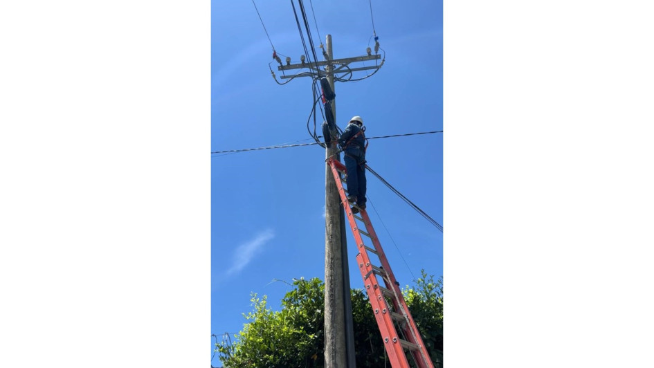 Cortes en red de fibra óptica afectan internet gratuito para 2 mil 179 hogares en varios municipios del Quindío.