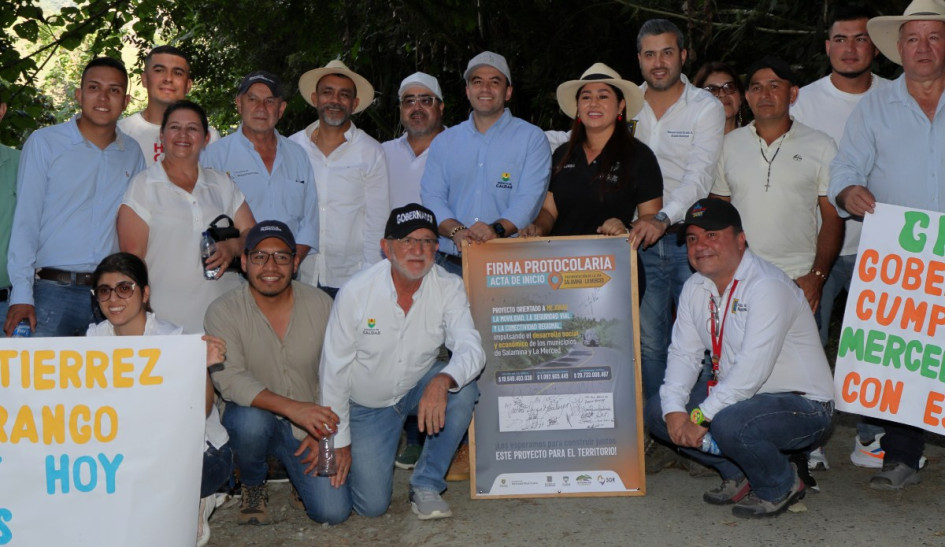 La Gobernación de Caldas, junto a las alcaldías de La Merced y Salamina, firmó el documento de inicio del proyecto de las obras de pavimentación de la vía entre ambos municipios.