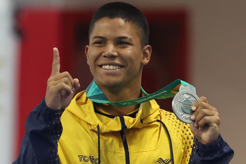 El bronce en Canadá asegura cupo en la superfinal de Beijing