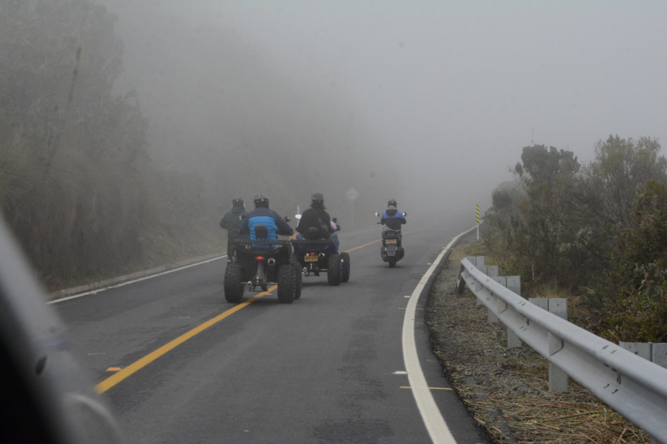 Este fin de semana hay pico y placa ambiental en la vía Manizales - Murillo, carretera que bordea el volcán Nevado del Ruiz. 