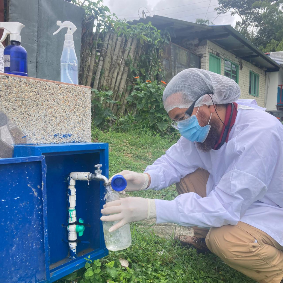 Autoridades de salud realizan controles a sistemas de agua potable y condiciones sanitarias en municipios del Quindío.