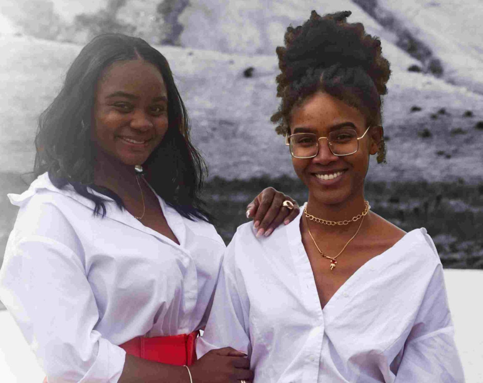 Tatiana Zapata y  Laura Noviteño crearon y difunden la exposición Mi nombre no es en Manizales y alzan su voz contra el racismo. 