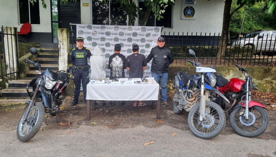 Los tres capturados harían parte de una banda enfrentada con el Clan del Golfo, por el control del microtráfico en La Dorada.