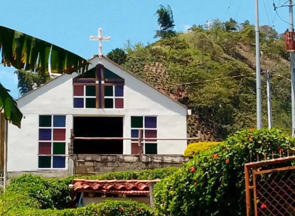 Esta es La Milagrosa, la nueva capilla en Caldas que espera a cientos de visitantes para vivir la Semana Santa y disfrutar de los paisajes que ofrece el lugar.