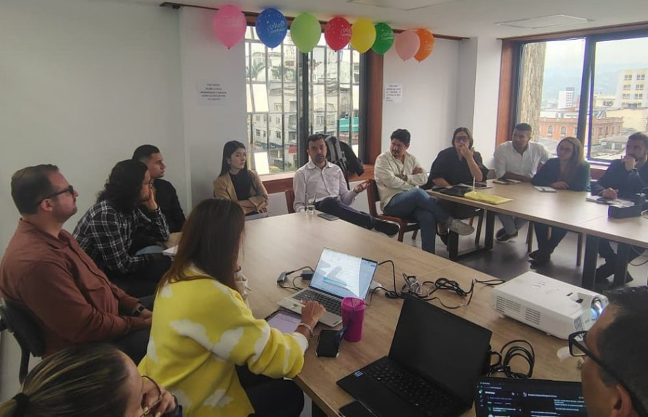 Reunión para la construcción de los instrumentos que orientarán decisiones sobre ordenamiento y desarrollo en el Área Metropolitana Centrosur de Caldas.